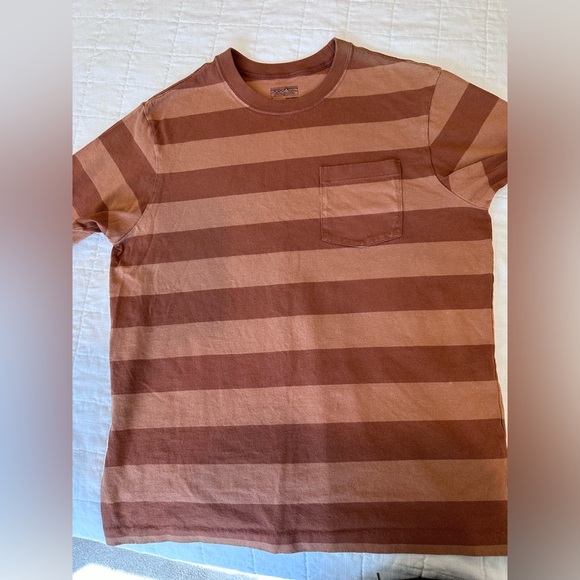 Patagonia Other - Men’s Striped Patagonia Tee